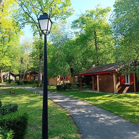 Camping Le Relais Du Leman Messery エクステリア 写真